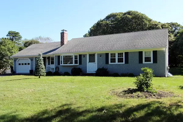 3 Fernwood Cir, Harwich, MA 02645