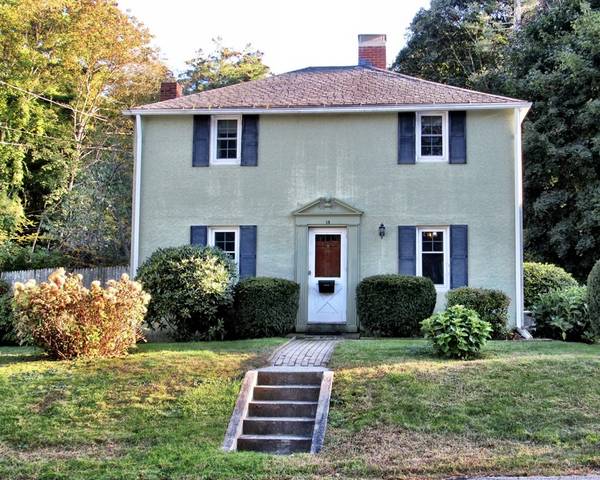 14 Lebanon St, Southbridge, MA 01550