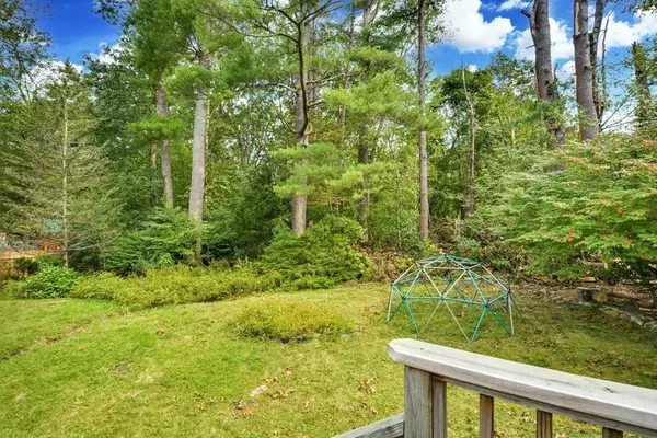 Acton, MA 01720,243 Main St