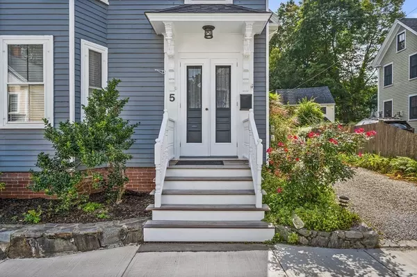 Newburyport, MA 01950,5 Butler St #1