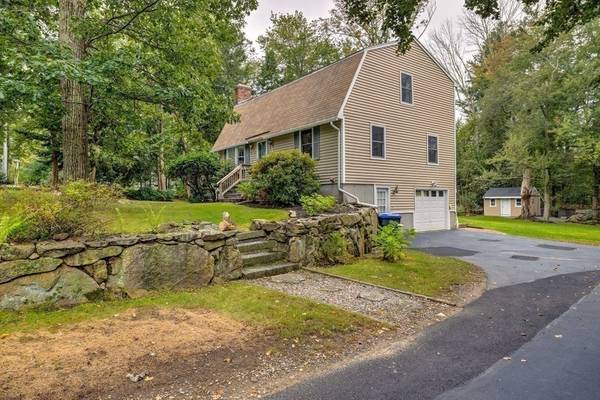 331 Cooper Rd, Northbridge, MA 01534