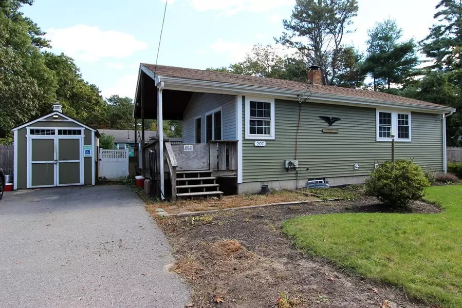 207 Plymouth Avenue, Wareham, MA 02538