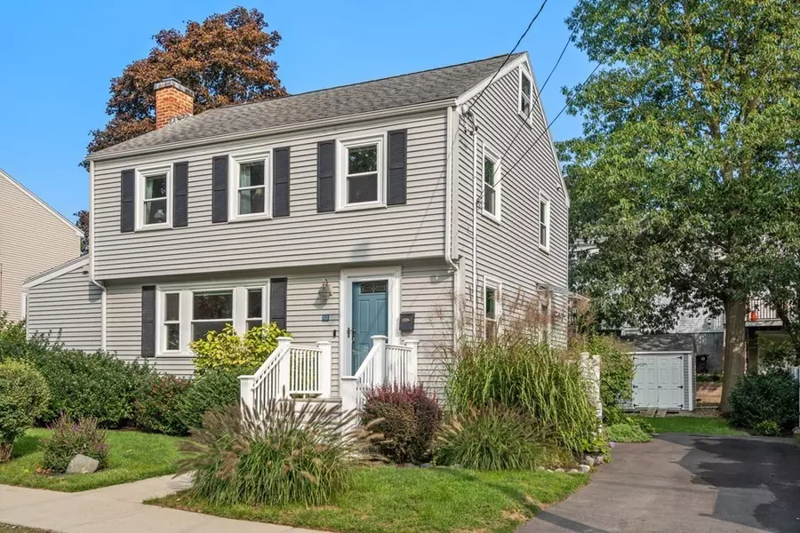 32 York Ave, Watertown, MA 02472