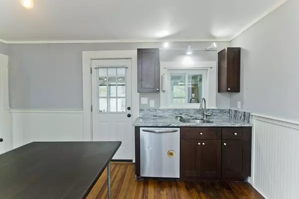 Athol, MA 01331,119 Everett Ave