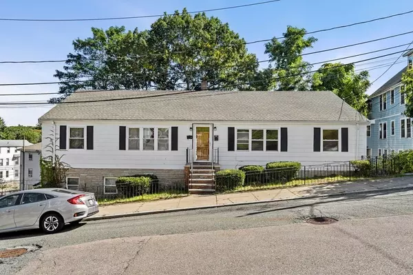 10 Vershire St, Boston, MA 02132