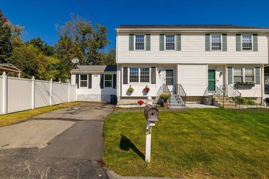 29 Joseph St, Worcester, MA 01604