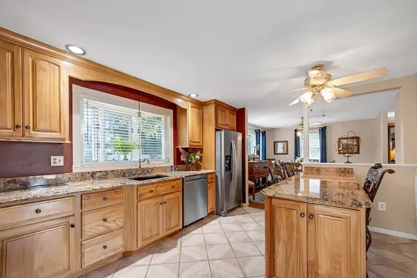 Nashua, NH 03062,9 Brackenwood Drive