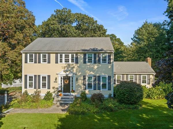 90 Clark Cir, Hanover, MA 02339