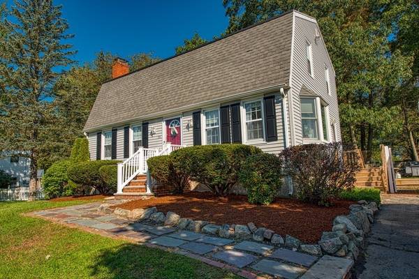 90 Rangeley Ave, Brockton, MA 02301