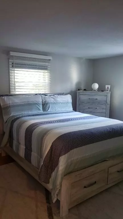 Randolph, MA 02368,8 Michael Rd