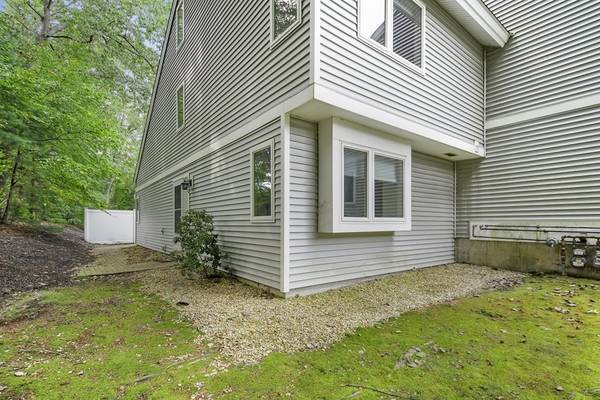 19 Meadow Pond Drive #G, Leominster, MA 01453