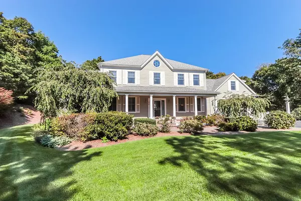 204 Hill And Plain Road, Falmouth, MA 02536