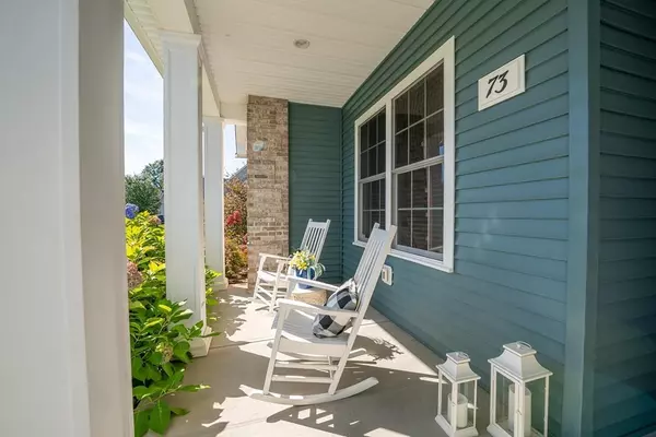 Agawam, MA 01001,73 Zacks Way