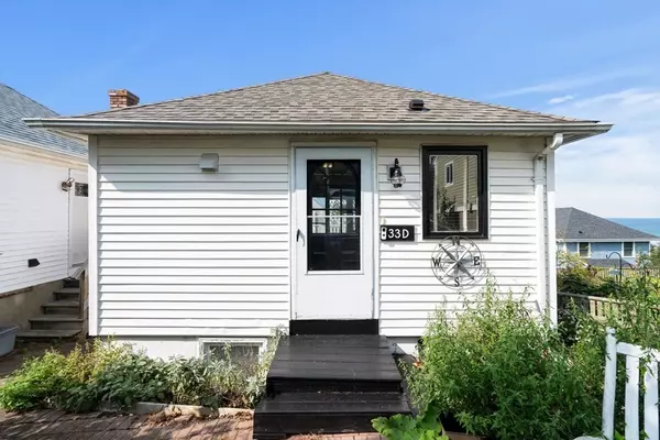 Hull, MA 02045,33 Merrill Rd #D