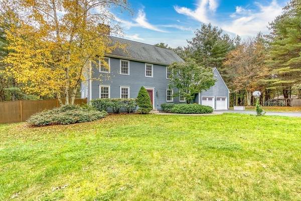 41 South St, Upton, MA 01568