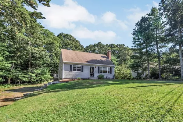 479 Locustfield Rd, Falmouth, MA 02536