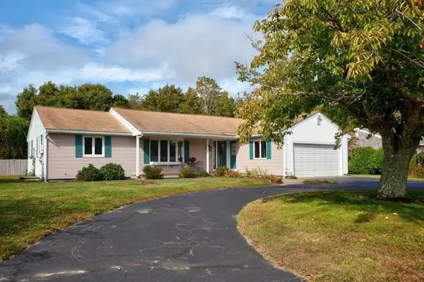 Falmouth, MA 02536,50 Meadow View Dr