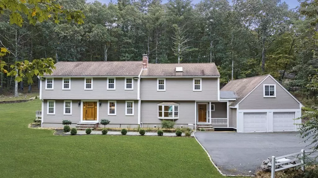 21 Porter Rd, Boxford, MA 01921