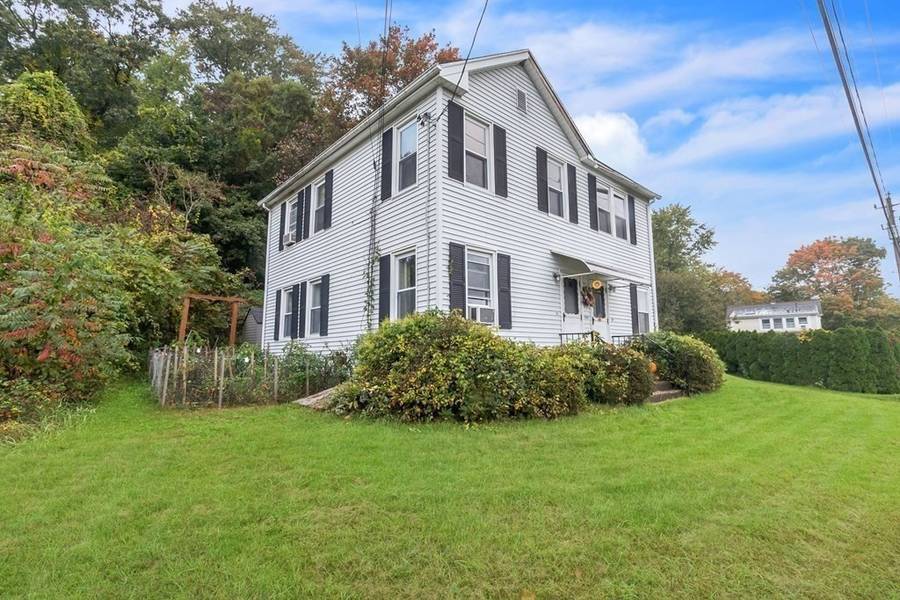 538 E Mountain Rd, Westfield, MA 01085