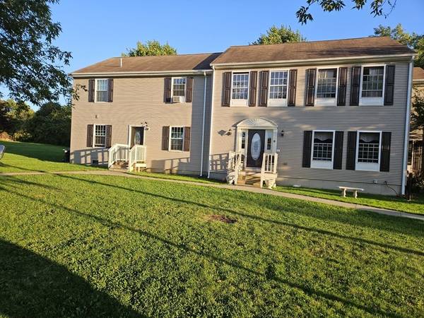 9 Sandra Ln, Fairhaven, MA 02719