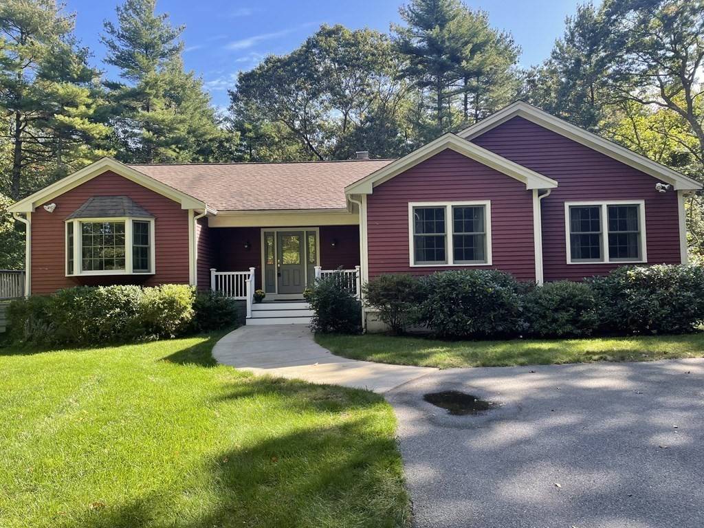 935 Norton Ave, Taunton, MA 02780