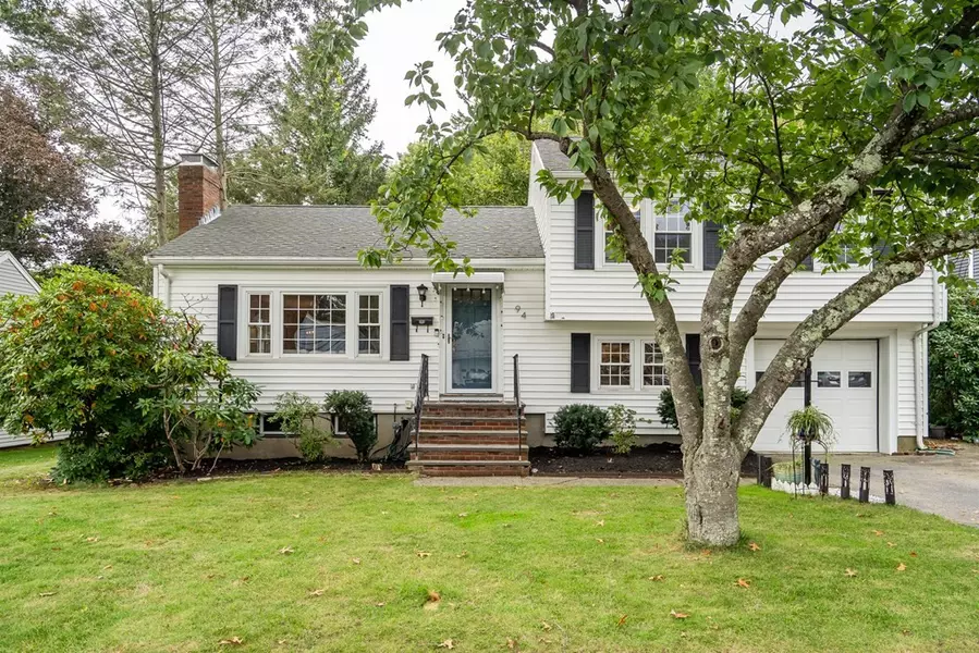 94 Stowecroft Rd, Arlington, MA 02474