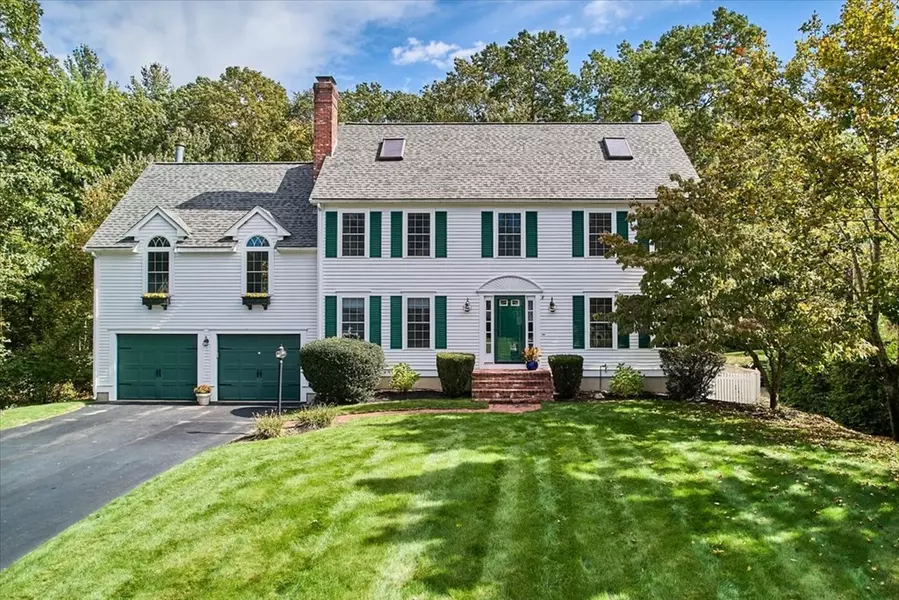 22 Olde Tower Ln, North Attleboro, MA 02760