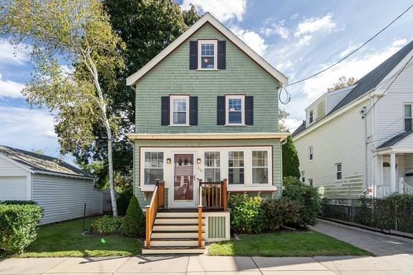 238 Roslindale Avenue, Boston, MA 02131