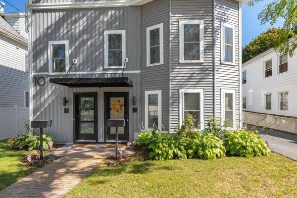 10 Wakefield Ave #B, Wakefield, MA 01880