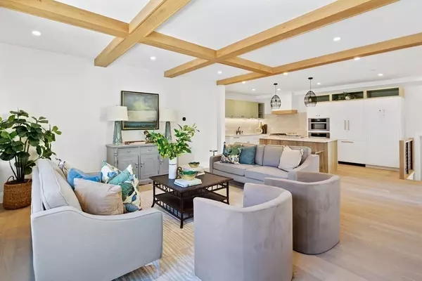 Wellesley, MA 02482,144 Linden St #A