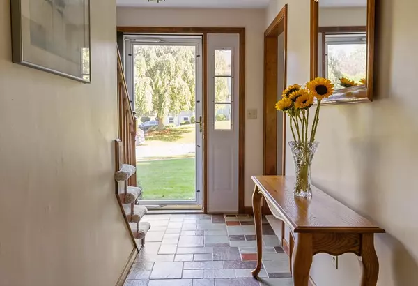 Sutton, MA 01590,25 Wachusett Dr