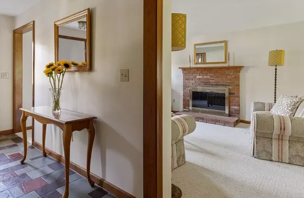 Sutton, MA 01590,25 Wachusett Dr