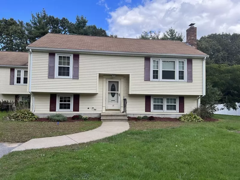 55 Clark Rd #55, Wrentham, MA 02093