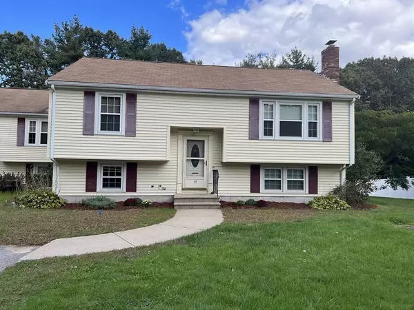 55 Clark Rd #55, Wrentham, MA 02093