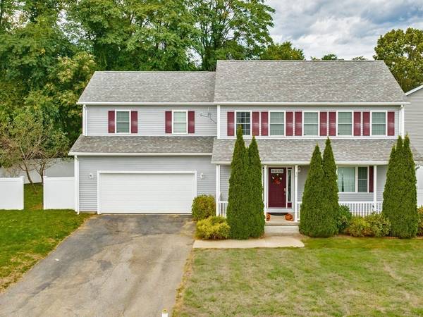 16 Hickox St, Springfield, MA 01104