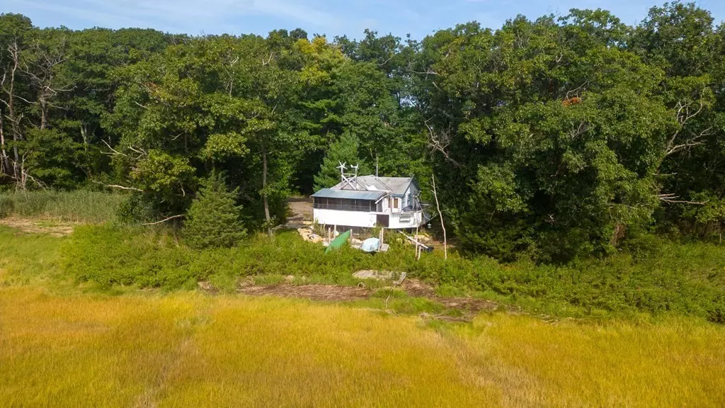 Rowley, MA 01969,45 Stackyard Road