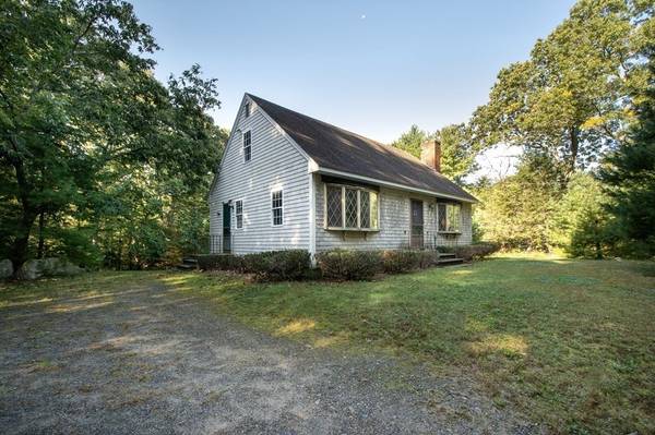 445 Prospect St, Norwell, MA 02061