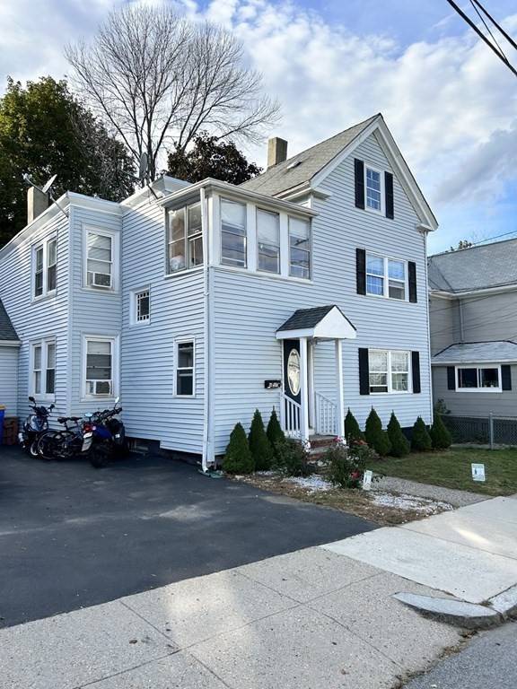 38 Banks St, Winthrop, MA 02152