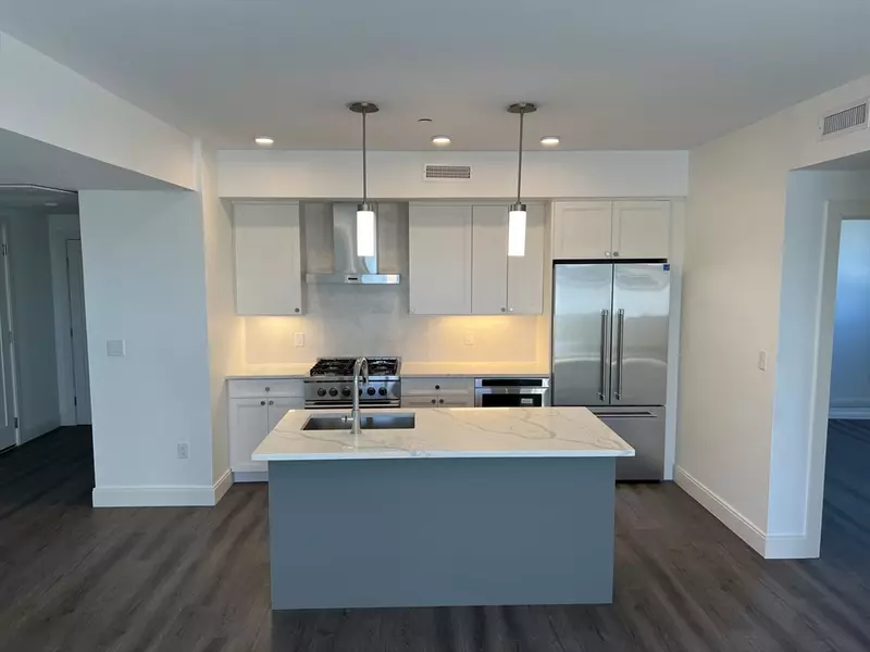 765 East Third #408, Boston, MA 02127