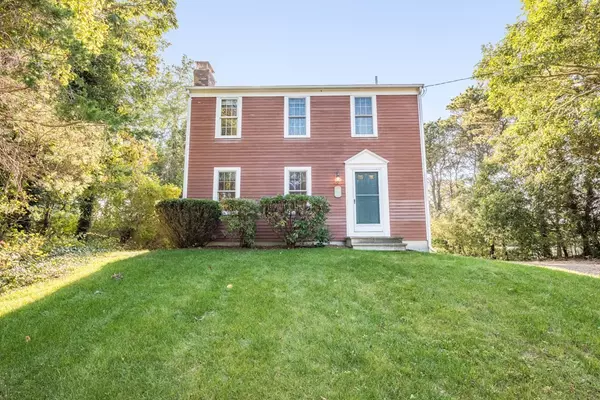 105 Perch Pond Rd, Chatham, MA 02633