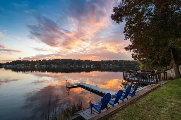 7 Rodman Rd, West Brookfield, MA 01585