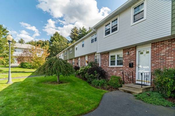 20 Bayberry Circle #20, Millis, MA 02054