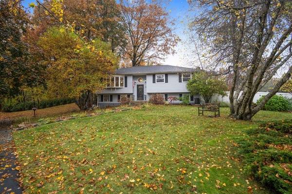 39 Meadow Drive, Middleton, MA 01949