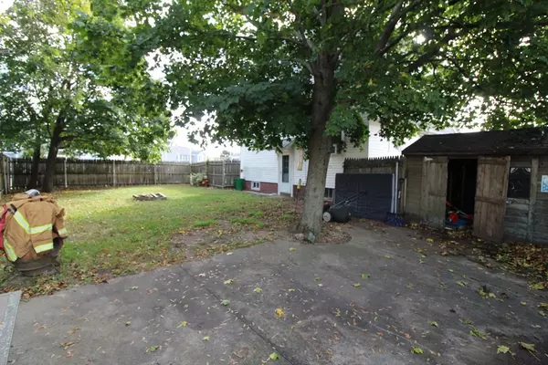 Pawtucket, RI 02860,148 Flint St