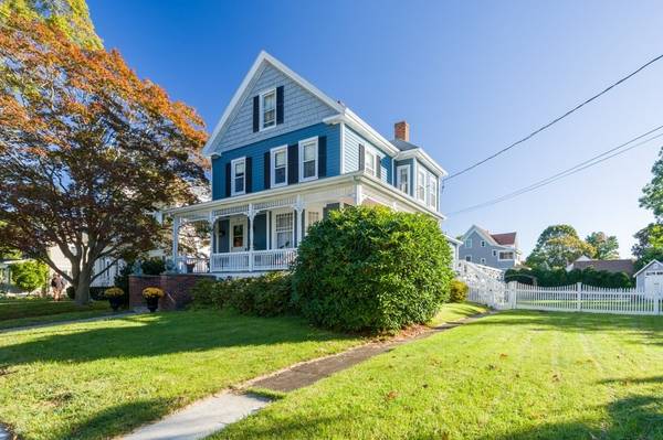 77 Green St, Fairhaven, MA 02719