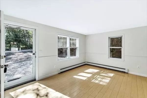 Sandwich, MA 02644,29 Pimlico Pond Rd