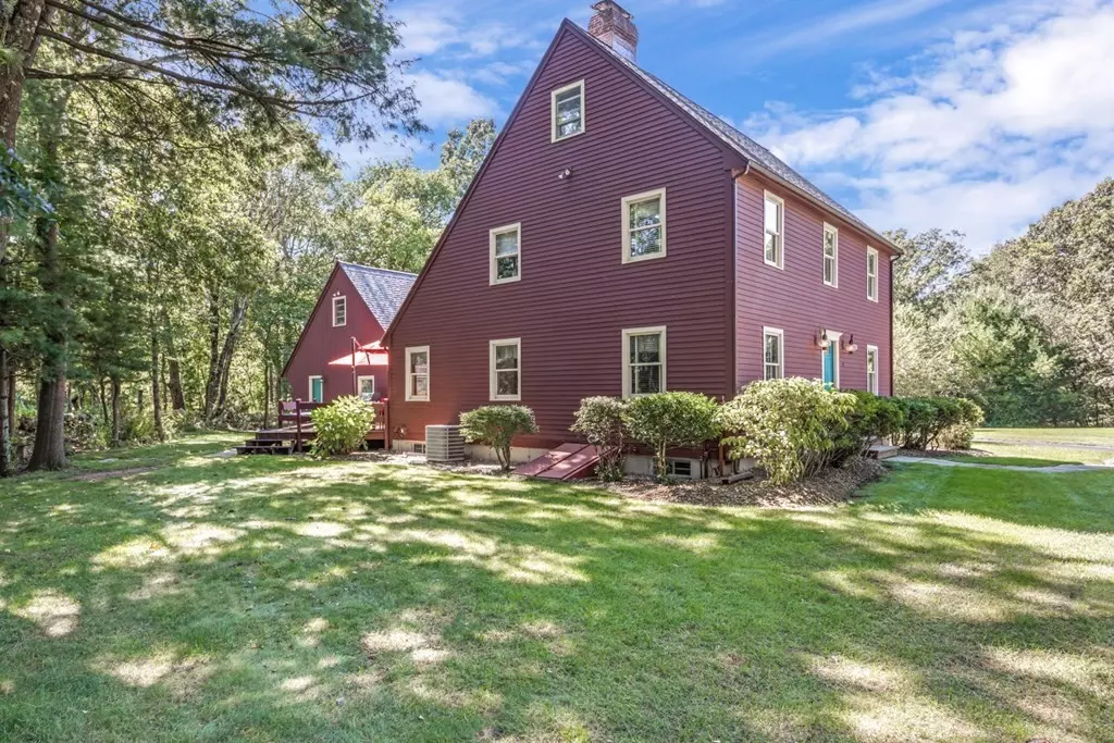 Mendon, MA 01756,8 Mill River Dr