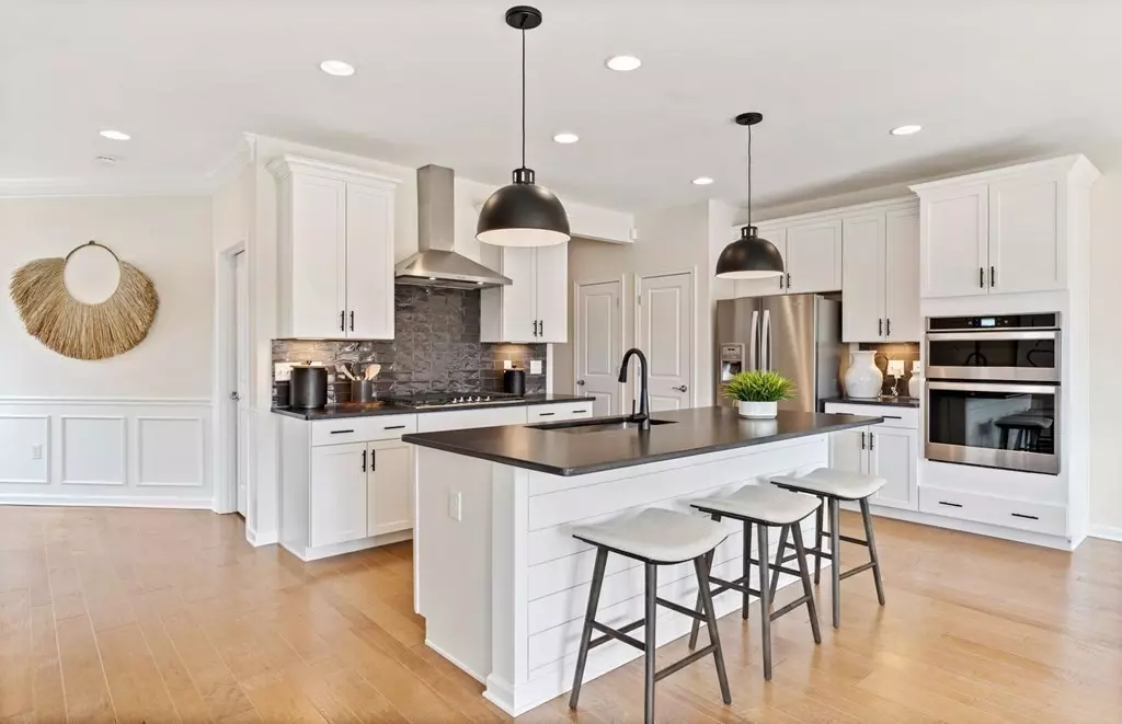 Sudbury, MA 01776,114 Heron Lane #02210