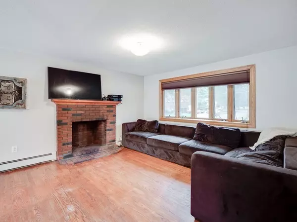 Salem, NH 03079,36 Colonial Dr