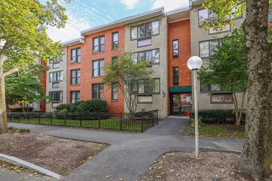 32 Juniper St #96, Brookline, MA 02445